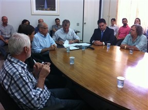 Prefeito e Secretário de Saúde de Maringá assinam termo de cessão do código fonte do Sistema Gestor de Saúde